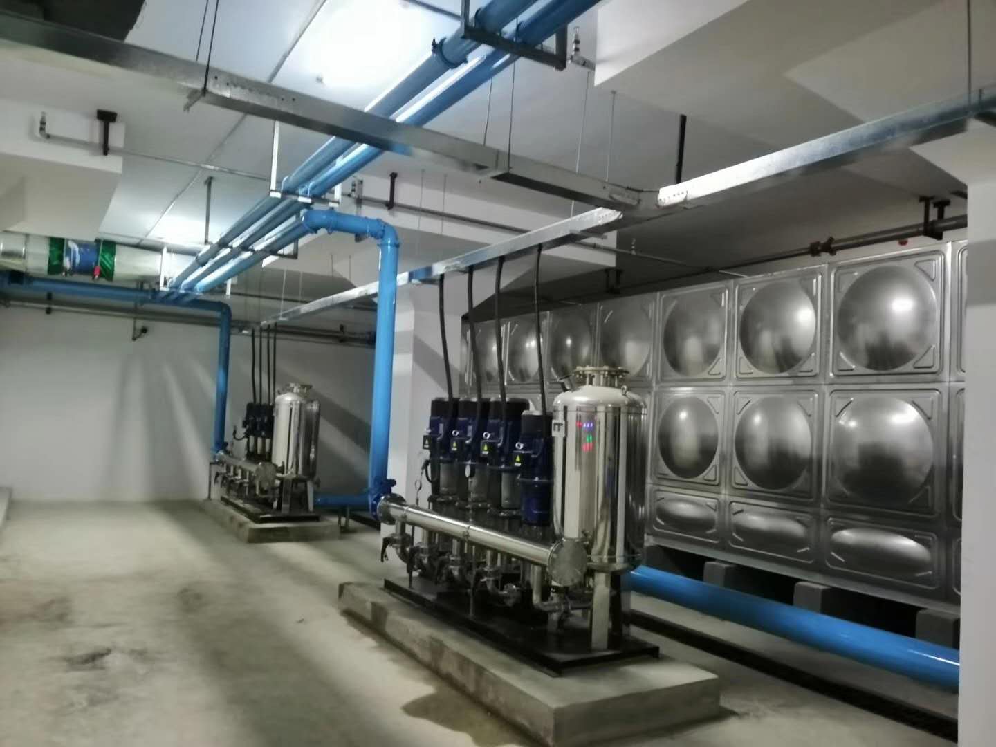 供水设备